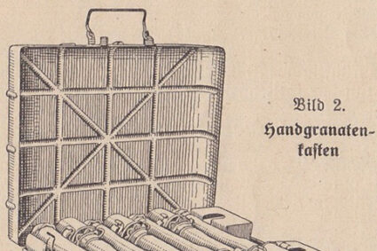 Packkasten aus Blech für 15 Stielhandgranaten 24